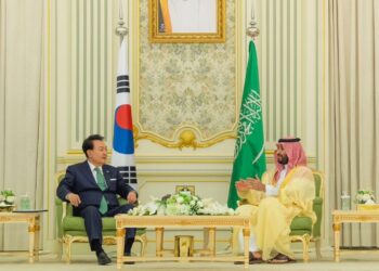 السعودية توقع عدداً من اتفاقيات التعاون المشترك مع كوريا الجنوبية بقيمة 15.6 مليار دولار