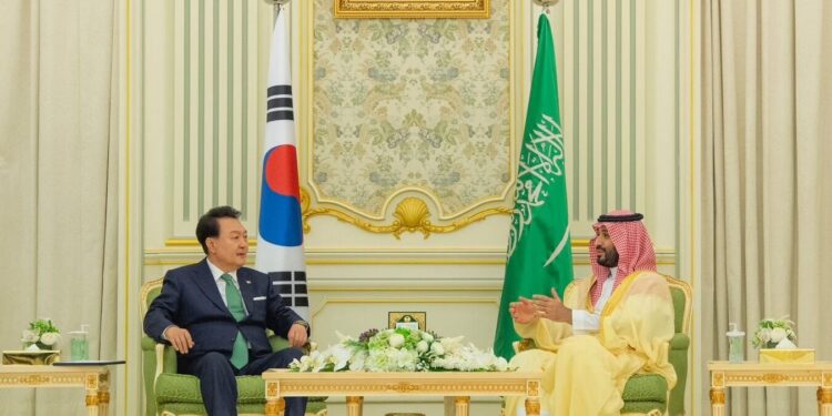 السعودية توقع عدداً من اتفاقيات التعاون المشترك مع كوريا الجنوبية بقيمة 15.6 مليار دولار