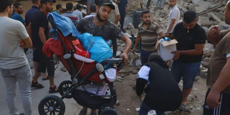 مقتل 16 مسيحيا فلسطينيا في قصف كنيسة الروم الأرثودكس بغزة
