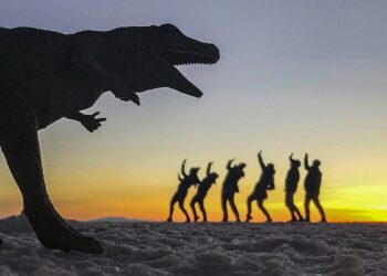 dinosaurs and humans