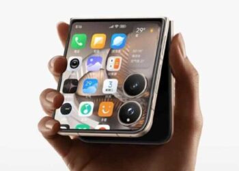 Xiaomi-Mix-Flip-2