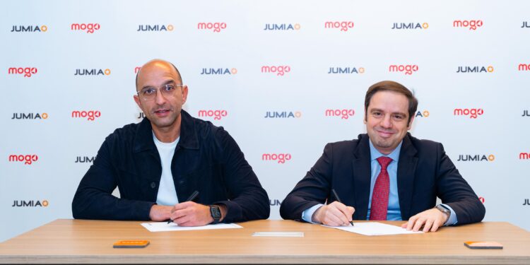 خلال توقيع الاتفاقية