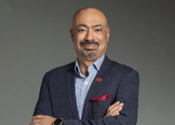 حاتم دويدار