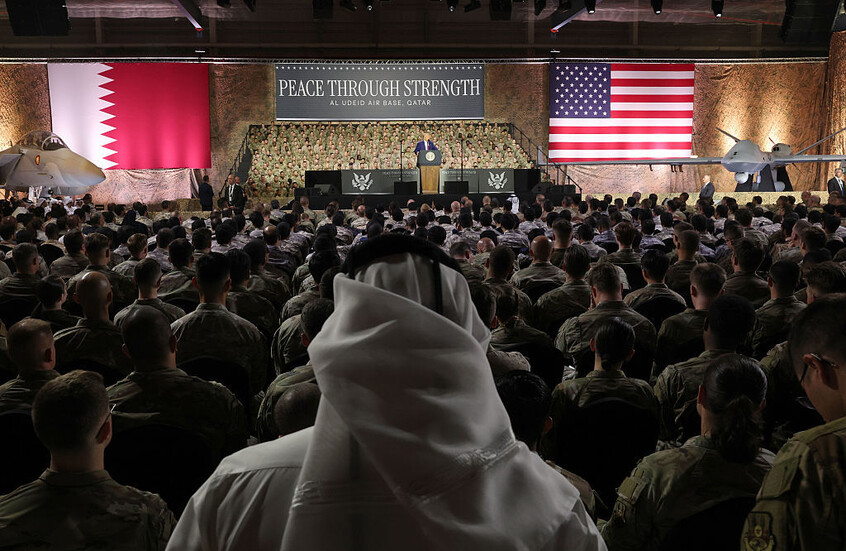 ترامب في احد القواعد